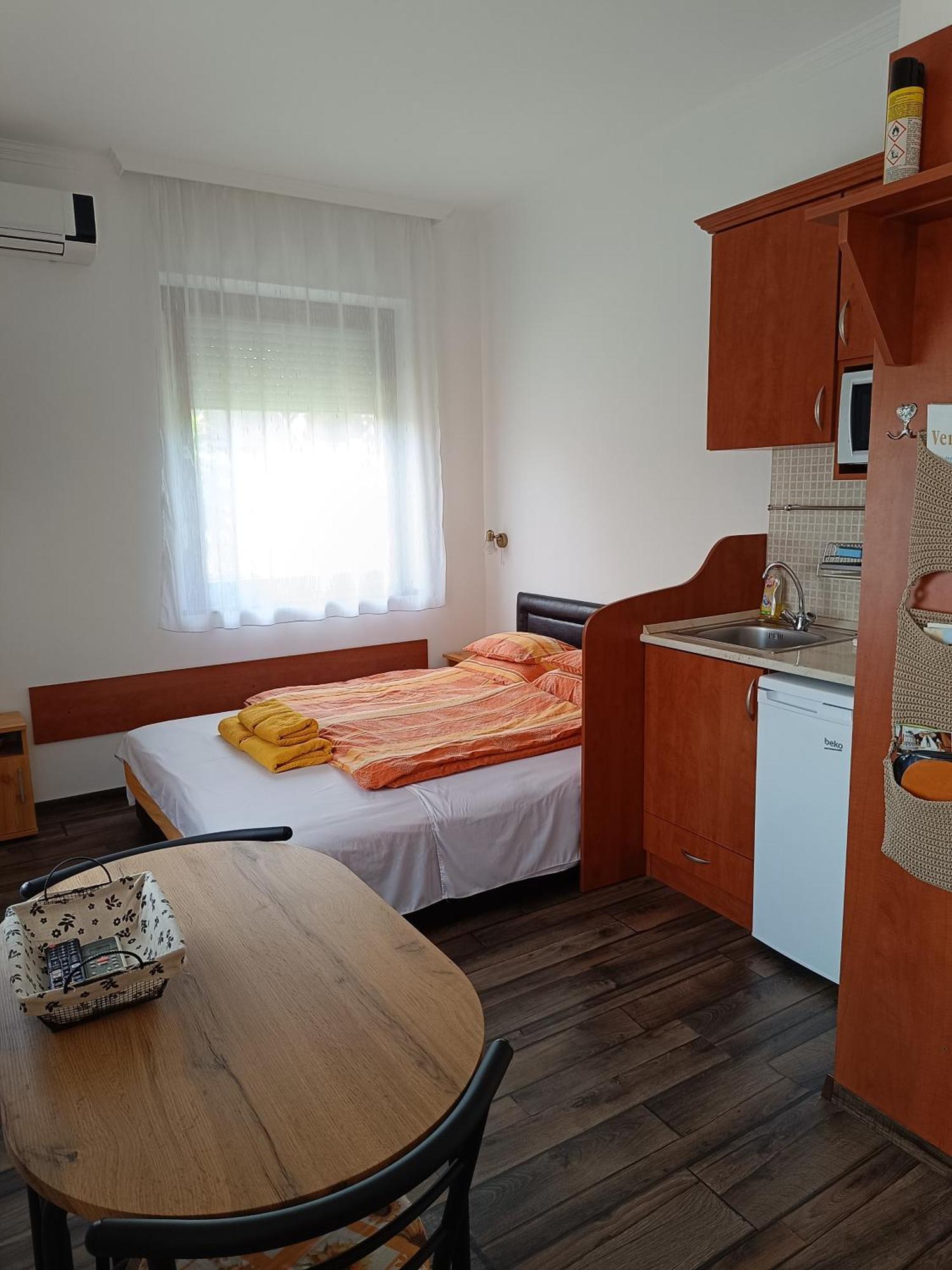 Németi Apartmanház Hajduszoboszlo Exterior foto